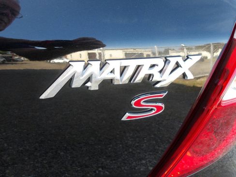 Used 2010 Toyota Matrix S image 31