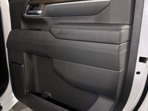 Used 2024 Chevrolet Silverado 3500 LT image 32