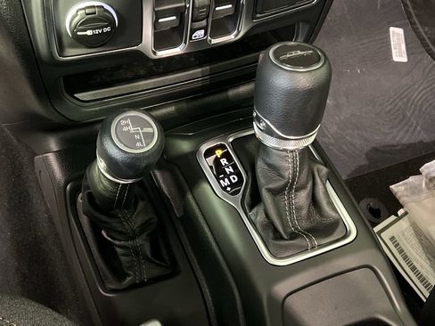 New 2026 Jeep Gladiator Sport image 19