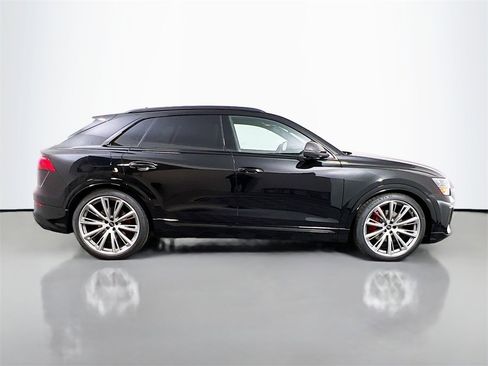 New 2026 Audi Q8 Prestige image 8