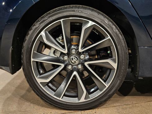 Used 2020 Toyota Corolla XSE image 17