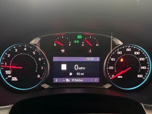 Used 2023 Chevrolet Traverse RS AWD/4WD image 28