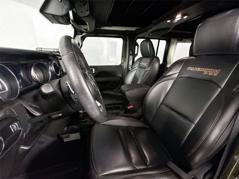 Used 2023 Jeep Wrangler Unlimited Rubicon 392 w/ Xtreme Recon 35" Tire Package image 3