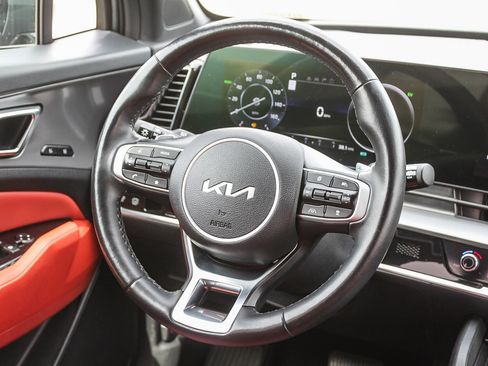 Used 2025 Kia Sportage SX Prestige image 18