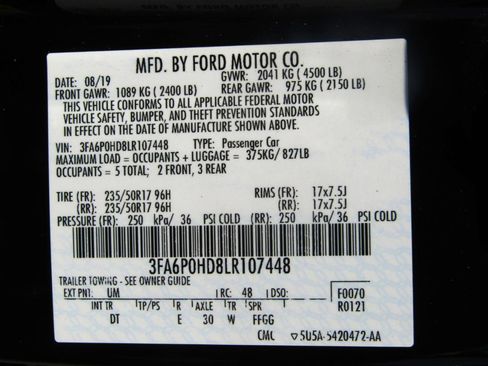 Used 2020 Ford Fusion SE FWD image 27