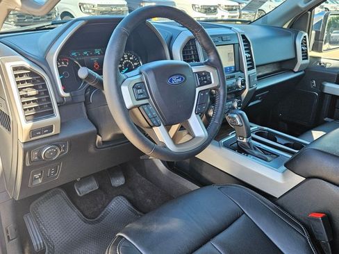 Used 2019 Ford F150 Lariat w/ Equipment Group 502A Luxury AWD/4WD image 10