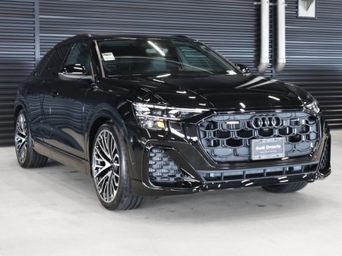 New 2026 Audi SQ8 Prestige image 12