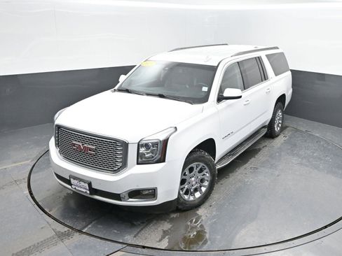 Used 2017 GMC Yukon XL SLT image 41