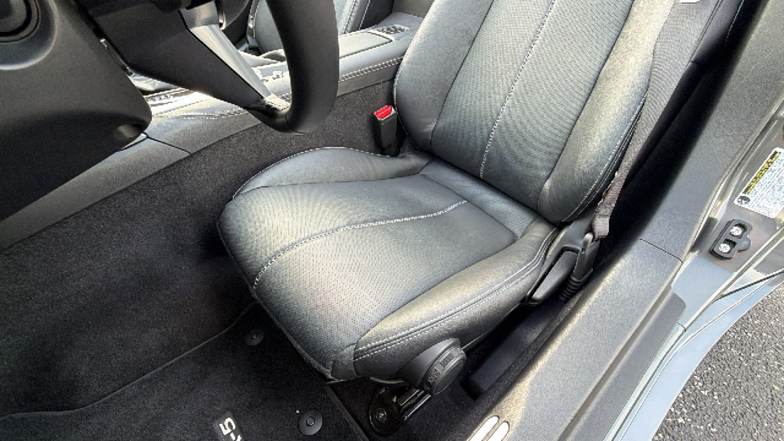 Certified 2025 MAZDA MX-5 Miata Grand Touring RWD image 20