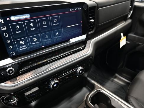 New 2026 GMC Sierra 1500 SLT w/ SLT Premium Plus Package image 17