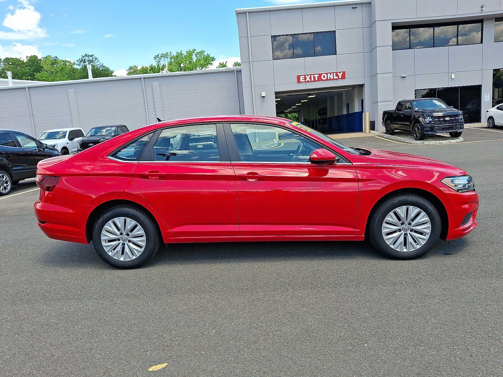 Used 2020 Volkswagen Jetta S w/ Driver Assistance Package FWD image 7