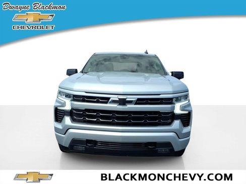 Used 2022 Chevrolet Silverado 1500 RST w/ Convenience Package II AWD/4WD image 8
