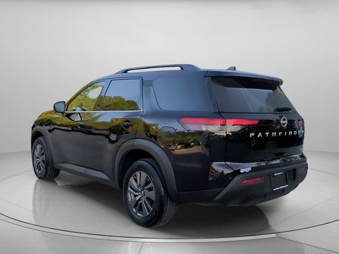 Used 2024 Nissan Pathfinder SV FWD image 21