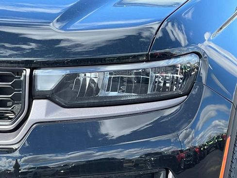 New 2026 Jeep Grand Cherokee Altitude AWD/4WD image 39