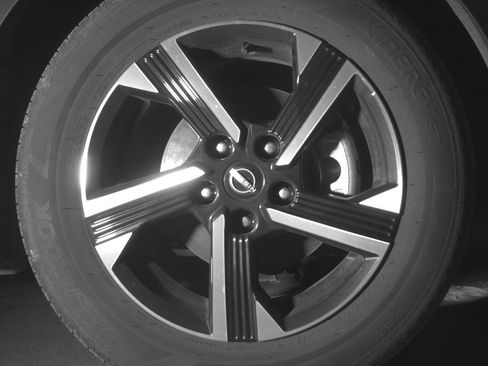 Used 2025 Nissan Sentra SV FWD image 12