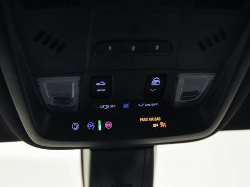 Used 2024 Cadillac XT6 Sport w/ Technology Package AWD/4WD image 47