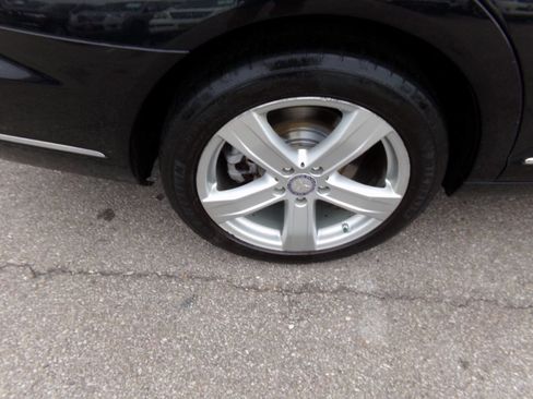 Used 2011 Mercedes-Benz S 550 4MATIC image 40