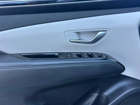 Used 2022 Hyundai Tucson Limited AWD/4WD image 11