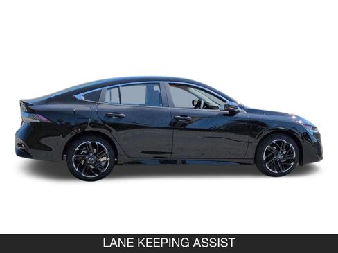 New 2026 Nissan Sentra SR w/ Floor Mat Package FWD image 6