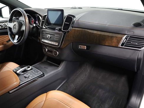 Used 2017 Mercedes-Benz GLE 43 AMG AMG GLE 43 image 6