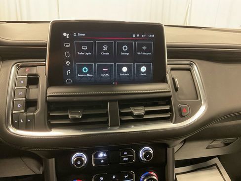 Used 2024 GMC Yukon XL SLT image 23