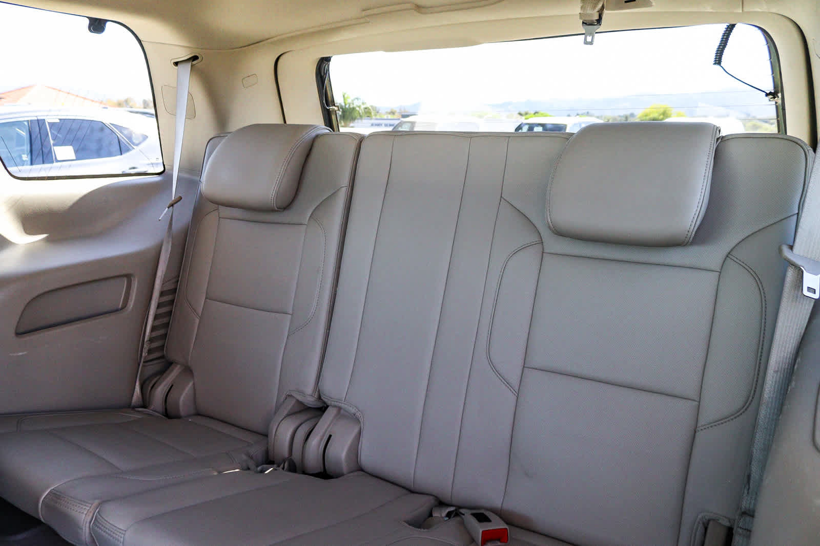 Used 2016 GMC Yukon Denali w/ Open Road Package RWD image 22