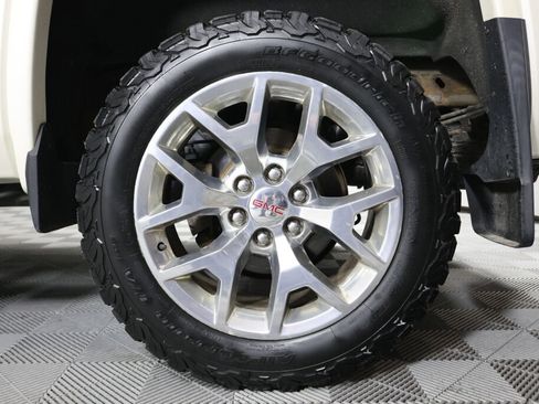 Used 2015 GMC Sierra 1500 SLT w/ SLT Crew Cab Value Package image 8