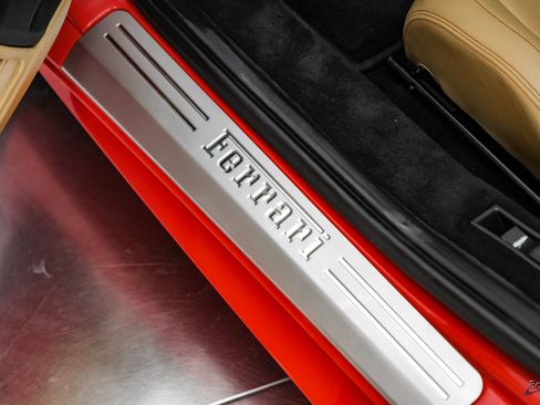 Used 2014 Ferrari 458 Italia Coupe RWD image 52