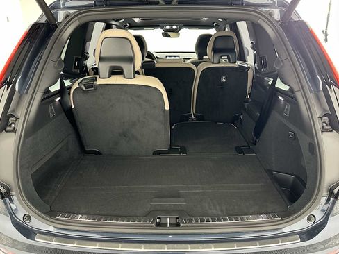 New 2026 Volvo XC90 B6 Plus w/ Protection Package Premier image 25