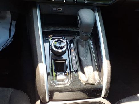 Used 2024 Chevrolet Colorado Trail Boss w/ Advanced Trailering Package AWD/4WD image 23