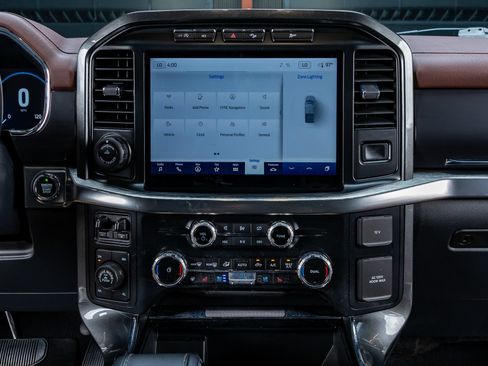 Used 2023 Ford F150 Lariat AWD/4WD image 24