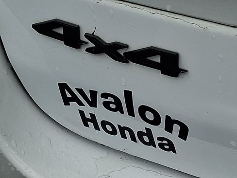 Used 2023 Jeep Grand Cherokee Altitude image 31