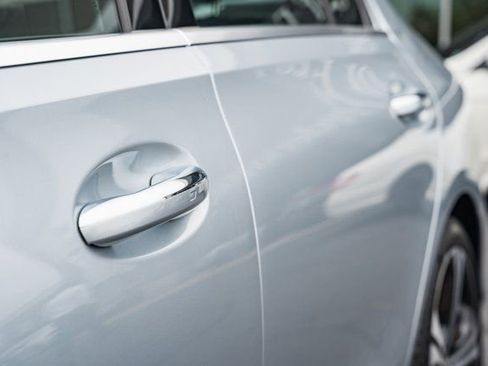 New 2025 Mercedes-Benz C 300 4MATIC Sedan image 18