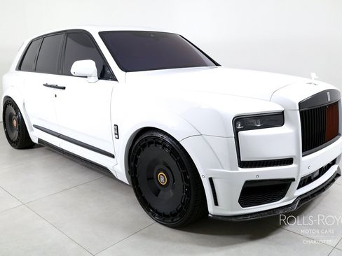 Used 2025 Rolls-Royce Cullinan AWD/4WD image 6