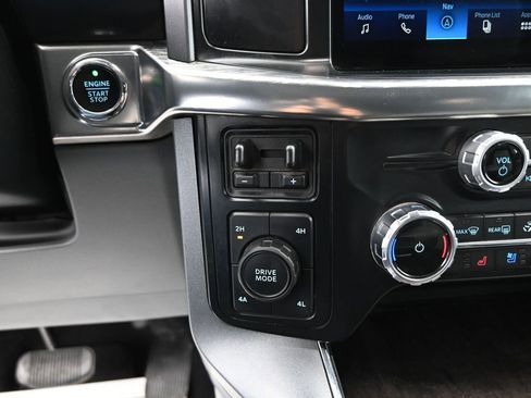 Used 2023 Ford F150 Lariat image 19