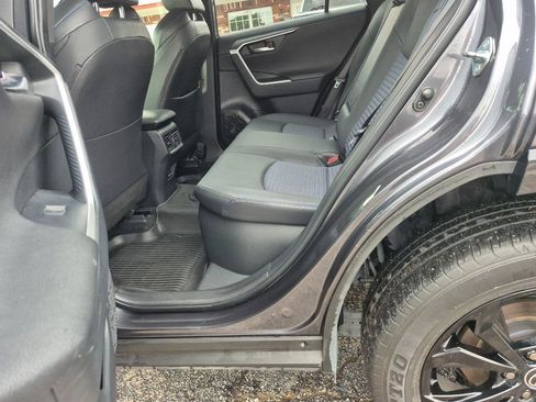 Used 2022 Toyota RAV4 XSE AWD/4WD image 26