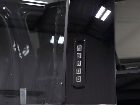 Used 2023 Ford F150 Lariat w/ Equipment Group 502A High image 39