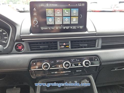 Certified 2023 Honda Pilot Touring image 15