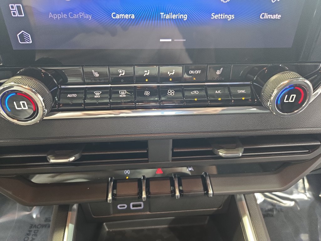 New 2026 Chevrolet Colorado Trail Boss AWD/4WD image 24