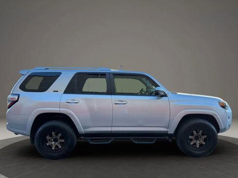 Used 2018 Toyota 4Runner SR5 image 9