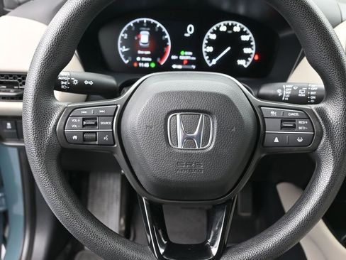 Used 2024 Honda HR-V LX image 10