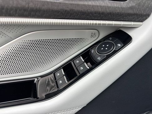 New 2026 Ford Explorer Platinum AWD/4WD image 18