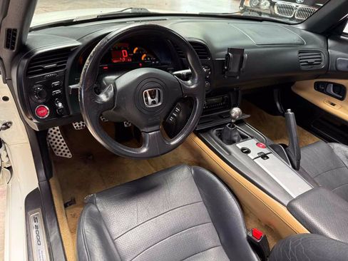 Used 2004 Honda S2000 image 15