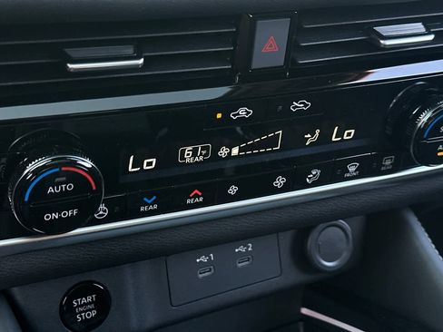 New 2026 Nissan Rogue Platinum image 25