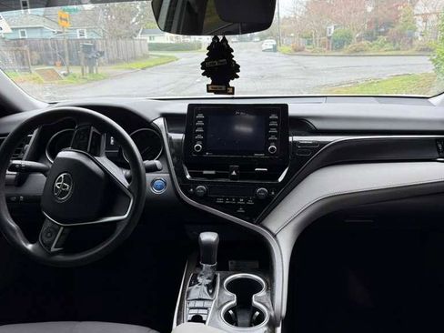 Used 2023 Toyota Camry LE FWD image 16