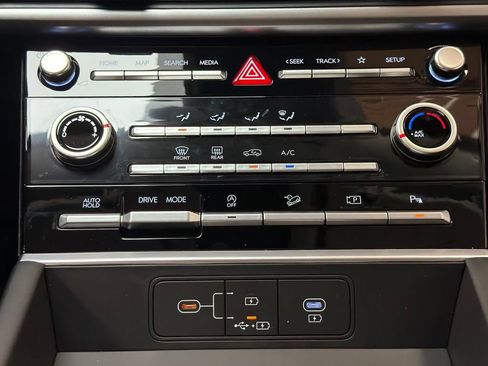 New 2027 Hyundai Santa Fe SE FWD image 17