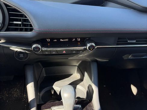 Used 2023 MAZDA MAZDA3 s image 11