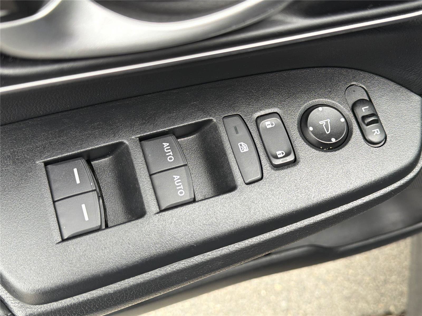 Used 2020 Honda CR-V EX-L image 12