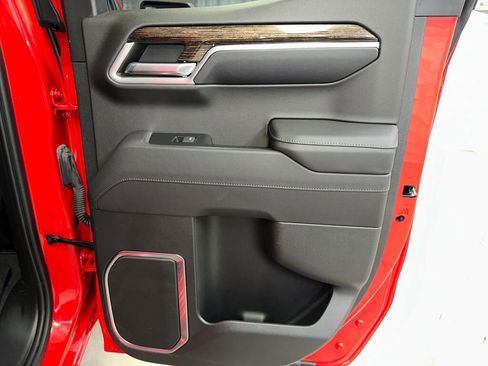 Used 2023 GMC Sierra 1500 Elevation image 27
