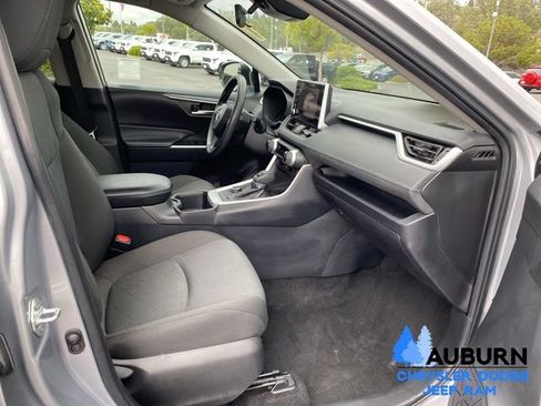 Used 2024 Toyota RAV4 XLE AWD/4WD image 15